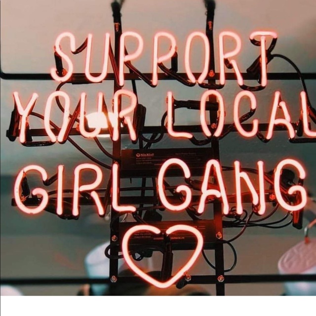 Poshmark banner for @jdj